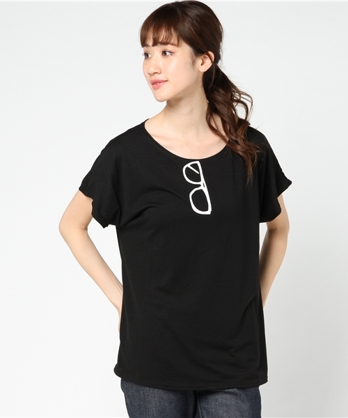 KOBE LETTUCE（コウベレタス）の「選べる柄プリントデザインビッグシルエット半袖Tシャツ（Tシャツ/カットソー・レディース・ホワイト系その他3/グレー系その他7/ピンク系その他7/ブラック系その他4/その他10/ホワイト系その他2/ピンク系その他4/ピンク系その他5/ブラック系その他7/その他11/その他12/グレー系その他5/その他2/その他5/ピンク系その他2/ピンク系その他3/ブルー系その他7/その他4/その他7/ブラック系その他3/ブラック系その他5/その他9/ブルー系その他5/ブラック系その他2/その他14/グレー系その他2/グレー系その他3/グレー系その他4/ホワイト系その他4/ホワイト系その他5/ホワイト系その他7/ブルー系その他2/ブルー系その他3/ブルー系その他4/その他3/パープル系その他3/パープル系その他4/パープル系その他7/パープル系その他2/パープル系その他5/その他16/その他17/その他15/その他19/その他18/その他1/ホワイト系その他/ブラック系その他/グレー系その他/ベージュ系その他/グリーン系その他/ブルー系その他/パープル系その他/ベージュ系その他2/ベージュ系その他3/ベージュ系その他4/ベージュ系その他5/グリーン系その他2/グリーン系その他3/グリーン系その他5/ベージュ系その他6/その他20/その他21/その他22/その他23/その他24/その他25/ベージュ系その他7/ブラウン系その他2/ブラウン系その他4/ブラウン/ブラウン系その他3/ブラウン系その他/ブラック/ブルー/カーキ/その他/ベージュ/オフホワイト/チャコール/その他28/ネイビー/その他27/ラベンダー/その他32/その他26/その他30/その他31/その他29/グレー系/ネイビー系/ブラック系/ホワイト系/ブラック系1/ホワイト系1/グレー系1/ネイビー系1/ブラック系2/ホワイト系2/ネイビー系2/ブラック系3/ネイビー系3/ホワイト系3/ネイビー系4/ブラック系4/ホワイト系4/ホワイト系5/ブラック系5/ネイビー系5・FREE）」の18枚目の写真