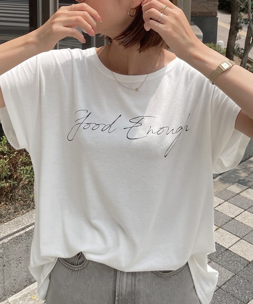KOBE LETTUCE（コウベレタス）の「選べる柄プリントデザインビッグシルエット半袖Tシャツ（Tシャツ/カットソー・レディース・ホワイト系その他3/グレー系その他7/ピンク系その他7/ブラック系その他4/その他10/ホワイト系その他2/ピンク系その他4/ピンク系その他5/ブラック系その他7/その他11/その他12/グレー系その他5/その他2/その他5/ピンク系その他2/ピンク系その他3/ブルー系その他7/その他4/その他7/ブラック系その他3/ブラック系その他5/その他9/ブルー系その他5/ブラック系その他2/その他14/グレー系その他2/グレー系その他3/グレー系その他4/ホワイト系その他4/ホワイト系その他5/ホワイト系その他7/ブルー系その他2/ブルー系その他3/ブルー系その他4/その他3/パープル系その他3/パープル系その他4/パープル系その他7/パープル系その他2/パープル系その他5/その他16/その他17/その他15/その他19/その他18/その他1/ホワイト系その他/ブラック系その他/グレー系その他/ベージュ系その他/グリーン系その他/ブルー系その他/パープル系その他/ベージュ系その他2/ベージュ系その他3/ベージュ系その他4/ベージュ系その他5/グリーン系その他2/グリーン系その他3/グリーン系その他5/ベージュ系その他6/その他20/その他21/その他22/その他23/その他24/その他25/ベージュ系その他7/ブラウン系その他2/ブラウン系その他4/ブラウン/ブラウン系その他3/ブラウン系その他/ブラック/ブルー/カーキ/その他/ベージュ/オフホワイト/チャコール/その他28/ネイビー/その他27/ラベンダー/その他32/その他26/その他30/その他31/その他29/グレー系/ネイビー系/ブラック系/ホワイト系/ブラック系1/ホワイト系1/グレー系1/ネイビー系1/ブラック系2/ホワイト系2/ネイビー系2/ブラック系3/ネイビー系3/ホワイト系3/ネイビー系4/ブラック系4/ホワイト系4/ホワイト系5/ブラック系5/ネイビー系5・FREE）」の3枚目の写真