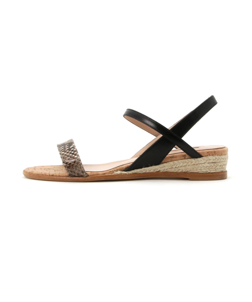 PELLICO SUNNY（ペリーコサニー）の「PELLICO SUNNY（ペリーコサニー）アンクルストラップサンダル（サンダル・レディース・ブラック/ネイビー・37/38/36）」の5枚目の写真