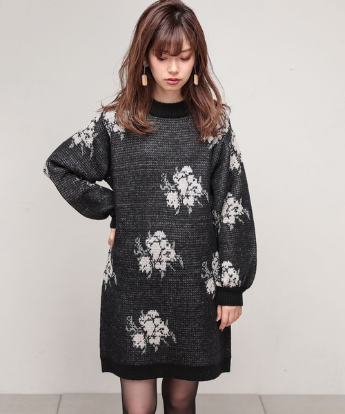 natural couture(ナチュラルクチュール)の「ローズジャガードワンピース(ワンピース・レディース・オフホワイト/ブラック/ピンク・FREE)」の3枚目の写真