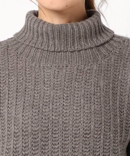 RIVE DROITE(リヴドロワ)の「スイビヤーンハイビネックニット(ニット/セーター・レディース・ダークグレー/オレンジ・FREE)」の3枚目の写真