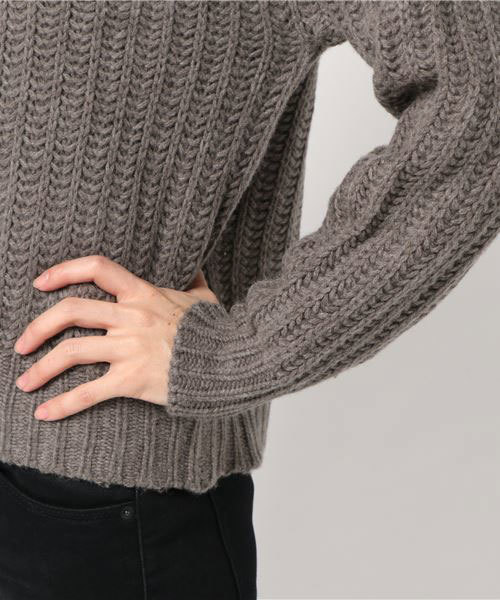 RIVE DROITE(リヴドロワ)の「スイビヤーンハイビネックニット(ニット/セーター・レディース・ダークグレー/オレンジ・FREE)」の7枚目の写真