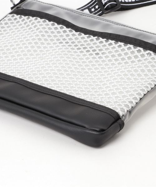 VENCEEXCHANGE（ヴァンスエクスチェンジ）の「PVCメッシュサコッシュバック（ショルダーバッグ・レディース・ピンク/ホワイト/ブラック・FREE）」の5枚目の写真