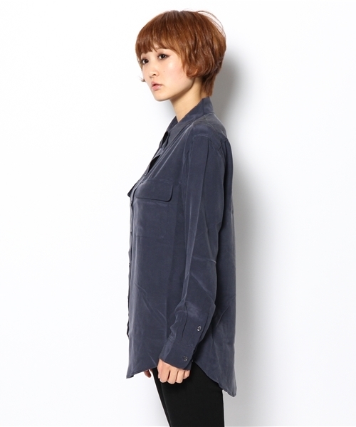 MIDWEST（ミッドウエスト）の「EQUIPMENT ダブルポケットシャツ（シャツ/ブラウス・レディース・ホワイト/ベージュ/ネイビー/ブルー/ダークブルー・X-SMALL/SMALL）」の7枚目の写真