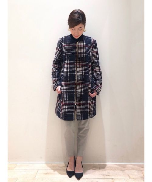 YECCA VECCA(イェッカヴェッカ)の「・レトロチェックコート(ダウンジャケット/コート・レディース・ホワイト/ネイビー・FREE)」の1枚目の写真