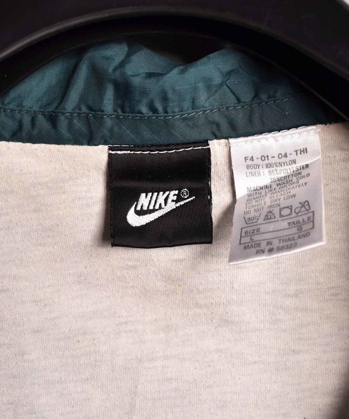 Kuinige-Yurusanai 90's NIKE コットン ジップ 古着 90s USA製 NIKE ワンポイント 刺しゅう スウェット ジップ