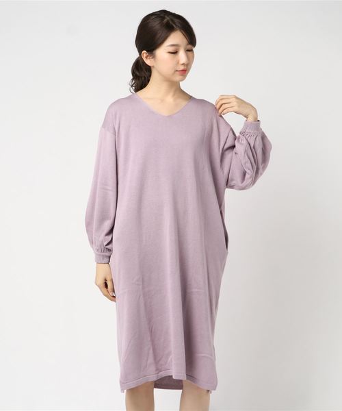 rps(アールピーエス)の「ボリューム袖Vネックニットワンピース(ワンピース・レディース・ベージュ/ラベンダー/アイボリー/ブラック/杢グレー/グレー系その他/キャメル/カーキ/ボルドー・M)」の14枚目の写真