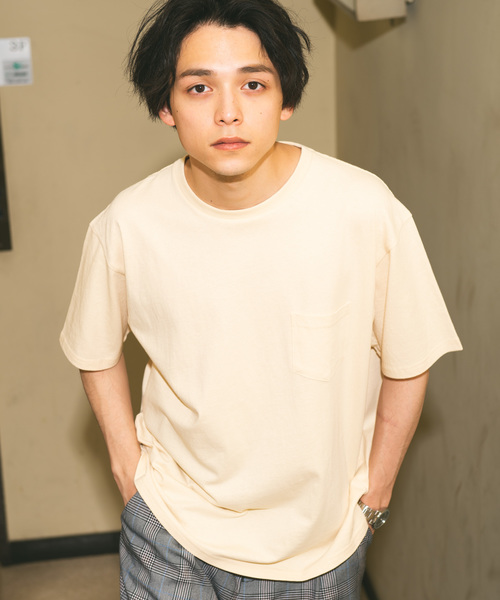 WEGO（ウィゴー）の「WEGO/USAコットンクルーネックポケットTシャツ（Tシャツ/カットソー・メンズ・ホワイト/ブラック/カーキ/ライトパープル/ネイビー/ベージュ/サックスブルー/レッド/ベージュ系その他/パープル/ダークグリーン/ワイン/ブラウン・LARGE/SMALL/MEDIUM）」の5枚目の写真