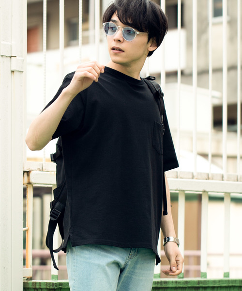 WEGO（ウィゴー）の「WEGO/USAコットンクルーネックポケットTシャツ（Tシャツ/カットソー・メンズ・ホワイト/ブラック/カーキ/ライトパープル/ネイビー/ベージュ/サックスブルー/レッド/ベージュ系その他/パープル/ダークグリーン/ワイン/ブラウン・LARGE/SMALL/MEDIUM）」の3枚目の写真