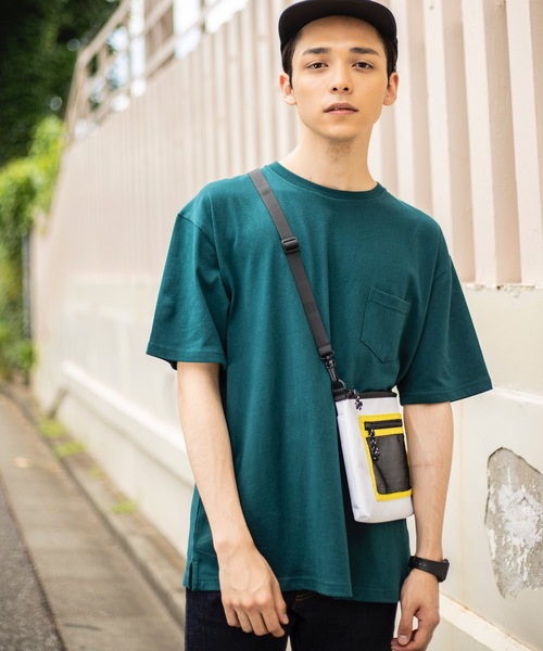 WEGO（ウィゴー）の「WEGO/USAコットンクルーネックポケットTシャツ（Tシャツ/カットソー・メンズ・ホワイト/ブラック/カーキ/ライトパープル/ネイビー/ベージュ/サックスブルー/レッド/ベージュ系その他/パープル/ダークグリーン/ワイン/ブラウン・LARGE/SMALL/MEDIUM）」の6枚目の写真