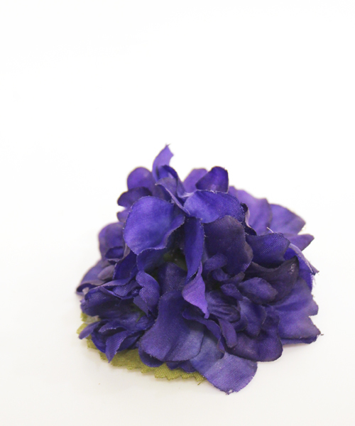 Kastane（カスタネ）の「【CHACO】ヘアクリップ（その他ヘアアクセサリー・レディース・ブルー・FREE）」の4枚目の写真