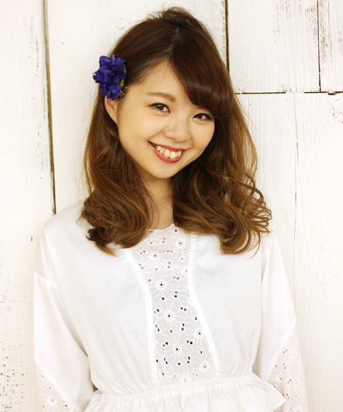 Kastane（カスタネ）の「【CHACO】ヘアクリップ（その他ヘアアクセサリー・レディース・ブルー・FREE）」の5枚目の写真