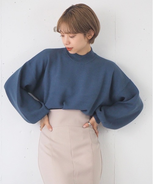 tiptop（ティップトップ）の「[新色登場]総針ボリューム袖ハイネックプルオーバー（ニット/セーター・レディース・ブラック/ベージュ/パープル/アイボリー/グレイッシュベージュ/ブルー/スモークピンク/ダークグレー/モカ/ダークブルー/グリーン・FREE）」の9枚目の写真