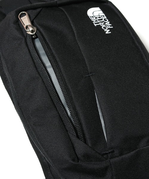 THE NORTH FACE(ザノースフェイス)の「THE NORTH FACE/ザ・ノースフェイス BOZER HIP PK Ⅱ RTO ボディバッグ(ボディバッグ/ウエストポーチ・メンズ・ブラック・ONE SIZE)」の6枚目の写真