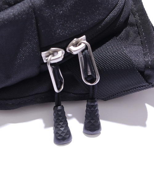 THE NORTH FACE(ザノースフェイス)の「THE NORTH FACE/ザ・ノースフェイス BOZER HIP PK Ⅱ RTO ボディバッグ(ボディバッグ/ウエストポーチ・メンズ・ブラック・ONE SIZE)」の14枚目の写真