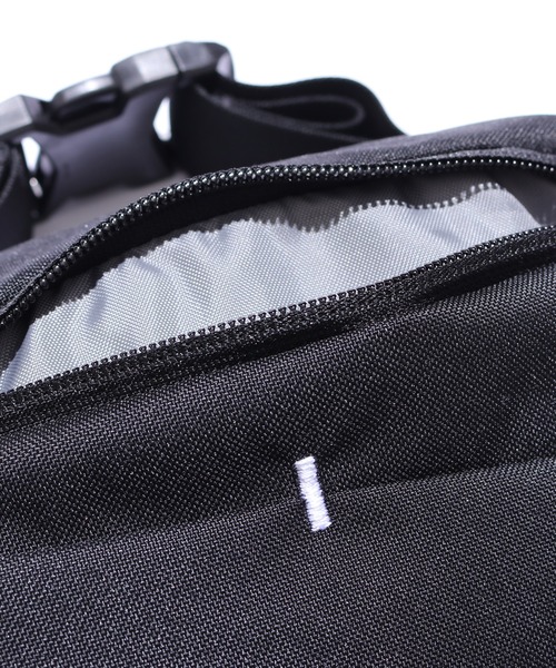 THE NORTH FACE(ザノースフェイス)の「THE NORTH FACE/ザ・ノースフェイス BOZER HIP PK Ⅱ RTO ボディバッグ(ボディバッグ/ウエストポーチ・メンズ・ブラック・ONE SIZE)」の15枚目の写真