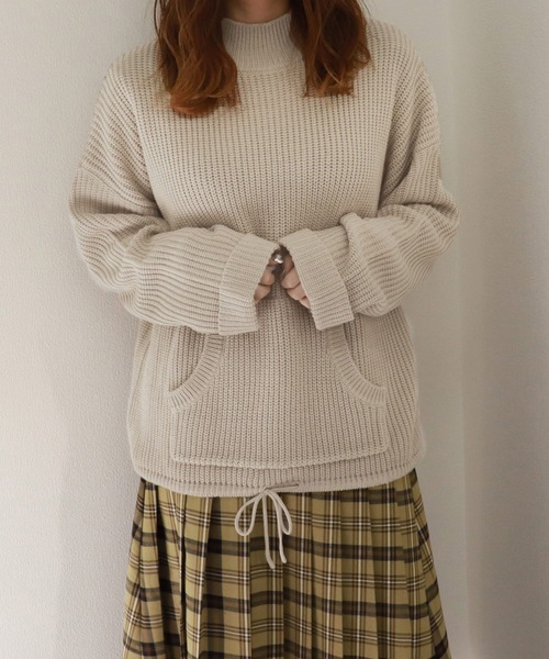 PairPair（ペアペア）の「ドロスト＆ポケット付きモックネックニット（ニット/セーター・レディース・その他/ライトベージュ/ベージュ・MEDIUM/LARGE）」の12枚目の写真