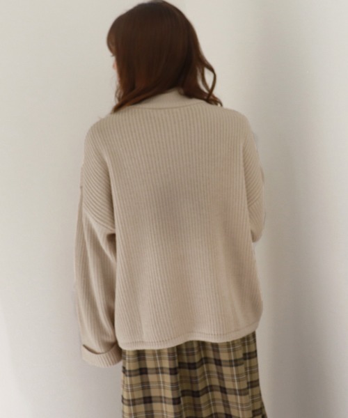PairPair（ペアペア）の「ドロスト＆ポケット付きモックネックニット（ニット/セーター・レディース・その他/ライトベージュ/ベージュ・MEDIUM/LARGE）」の14枚目の写真