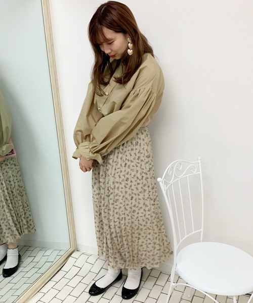 apres jour（アプレジュール）の「イロイロボタンハイネックブラウス【ZOZOTOWN限定アイテム】（シャツ/ブラウス・レディース・ブラック/オフホワイト/アイボリー/ライトグリーン/モカ/ラベンダー・フリー）」の13枚目の写真