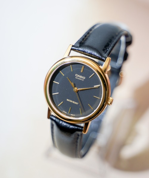 CASIO(カシオ)の「《CASIO(カシオ)》クラシックアナログ 腕時計(アナログ腕時計・レディース・ゴールド/ブラック/シルバー/ホワイト・FREE)」の2枚目の写真
