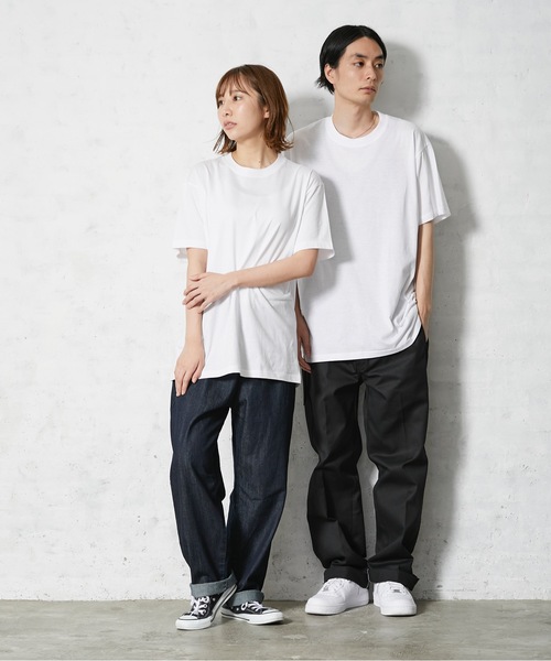 United Athle（ユナイテッドアスレ）の「【United Athle/ユナイテッドアスレ】Tシャツ 　無地　ユニセックス クルーネック（Tシャツ/カットソー・メンズ・ホワイト/ブラック・SMALL/MEDIUM/LARGE/X-LARGE/XX-LARGE）」の4枚目の写真