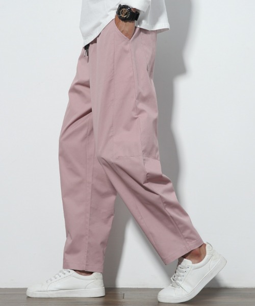 MGV(エムジーヴィー)の「スモーキートーンテーパードシルエットイージーパンツ(その他パンツ・メンズ・モカ/ナチュラル/グリーン/ブラック/グレー/ライトパープル/グレイッシュブルー/ブラック×ホワイト/アイボリー/キャメル/ワイン/テラコッタ/ブラウン/ベージュ/グレー×ホワイト・LARGE/MEDIUM)」の19枚目の写真