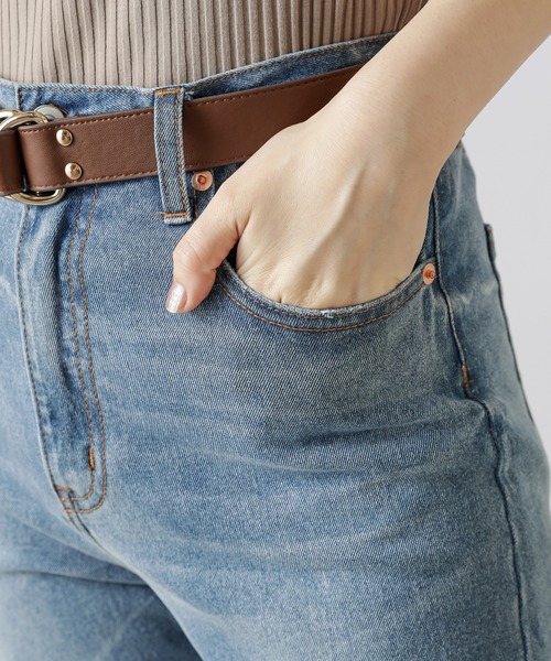 natural couture（ナチュラルクチュール）の「ベルト付きストレッチデニムパンツ（デニムパンツ・レディース・オフホワイト/ブルー/ケミカルウォッシュ・SMALL/MEDIUM）」の15枚目の写真