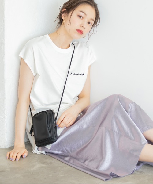 Heather(ヘザー)の「ホログラムプリントチュニックT 891617(Tシャツ/カットソー・レディース・ホワイト/グレー/ブラック・FREE)」の2枚目の写真