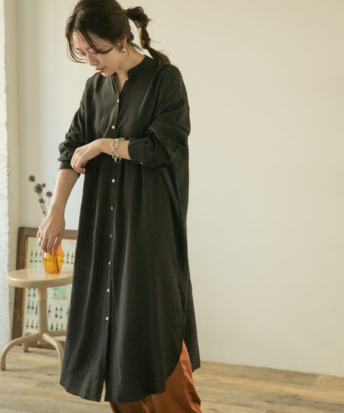 ITEMS URBANRESEARCH(アイテムズ アーバンリサーチ)の「ロングシャツワンピース(シャツワンピース)」|ブラック