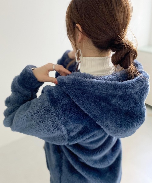 Champion(チャンピオン)の「チャンピオンシェルパフーディブルゾン(ブルゾン・レディース・ブラック/ブルー系その他/チャコール/オリーブ/オフホワイト/ベージュ・FREE/XL/L)」の15枚目の写真