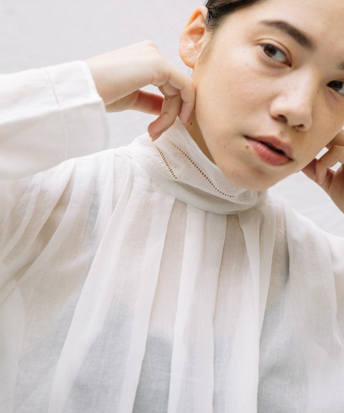 セール】【Liyoca】ベトナムハンド刺繍シアーブラウス（シャツ