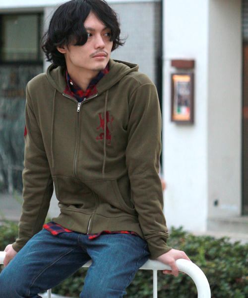 GIORDANO（ジョルダーノ）の「[GIORDANO]ライオン刺繍フルジップスウェットパーカー（パーカー・メンズ・ブラック/グレー/ブルー/オレンジ/レッド/カーキ・LARGE/MEDIUM/X-LARGE）」の4枚目の写真