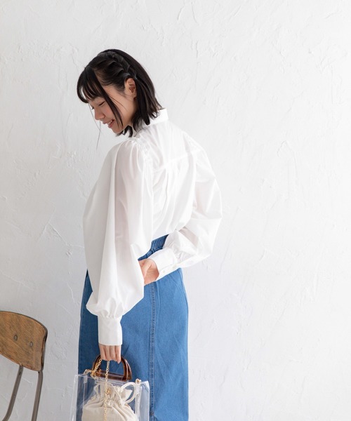 Mysa&Liina(ミーサリーナ)の「レトロ刺繍ブラウス(シャツ/ブラウス・レディース・オフホワイト/ブラック/グレイッシュベージュ・M)」の16枚目の写真