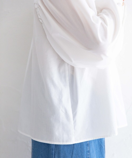 Mysa&Liina(ミーサリーナ)の「レトロ刺繍ブラウス(シャツ/ブラウス・レディース・オフホワイト/ブラック/グレイッシュベージュ・M)」の22枚目の写真