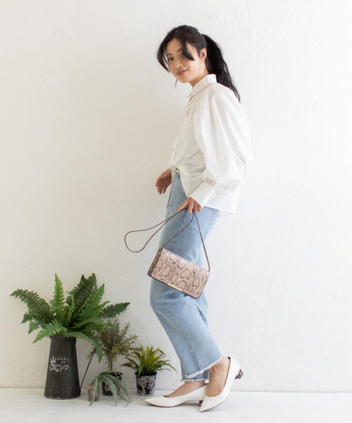 Mysa&Liina(ミーサリーナ)の「レトロ刺繍ブラウス(シャツ/ブラウス・レディース・オフホワイト/ブラック/グレイッシュベージュ・M)」の9枚目の写真