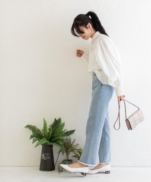 Mysa&Liina(ミーサリーナ)の「レトロ刺繍ブラウス(シャツ/ブラウス・レディース・オフホワイト/ブラック/グレイッシュベージュ・M)」の10枚目の写真