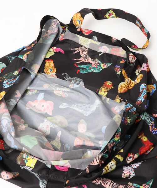 Nathalie Lete(ナタリーレテ)の「Nathalie Lete/Pocketable Eco Bag(エコバッグ/サブバッグ・レディース・グリーン系/ホワイト系/ピンク系2/ピンク系/パープル系/イエロー系/グリーン系2/グレー系/ブラック系/ブラック系2・FREE)」の14枚目の写真