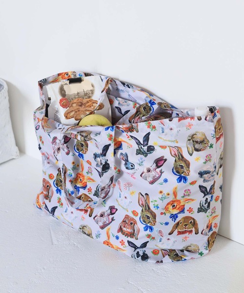 Nathalie Lete(ナタリーレテ)の「Nathalie Lete/Pocketable Eco Bag(エコバッグ/サブバッグ・レディース・グリーン系/ホワイト系/ピンク系2/ピンク系/パープル系/イエロー系/グリーン系2/グレー系/ブラック系/ブラック系2・FREE)」の5枚目の写真