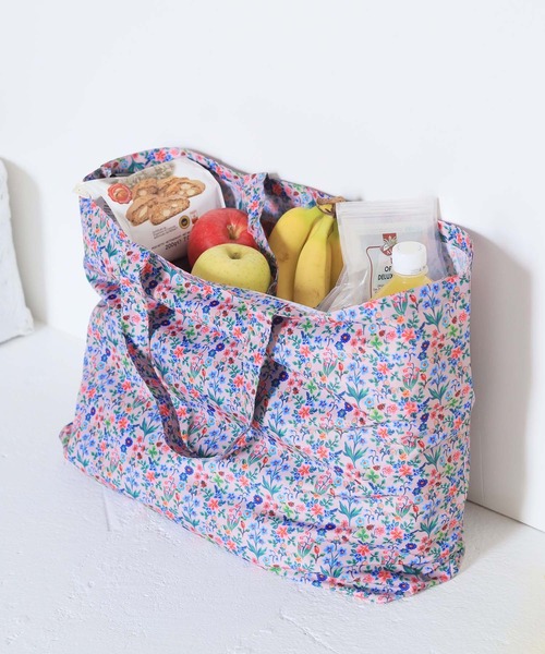 Nathalie Lete(ナタリーレテ)の「Nathalie Lete/Pocketable Eco Bag(エコバッグ/サブバッグ・レディース・グリーン系/ホワイト系/ピンク系2/ピンク系/パープル系/イエロー系/グリーン系2/グレー系/ブラック系/ブラック系2・FREE)」の8枚目の写真