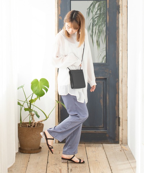 menue（メヌエ）の「スクエアトゥ5連ストラップクリアヒールサンダル（サンダル・レディース・ライトグリーン/ベージュ系その他/ブラック/ホワイト/ゴールド/ブラウン系その他/ラベンダー・L/XS/XXS/LL/3L/S/M）」の10枚目の写真