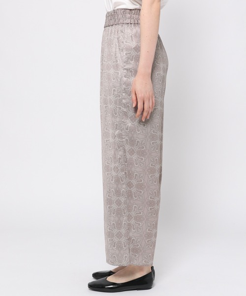 GLOBAL WORK（グローバルワーク）の「サテンリラックス柄イージー/942422（その他パンツ・レディース・ネイビー/ブラック系その他/ベージュ系その他/ダークブラウン・MEDIUM/LARGE）」の7枚目の写真