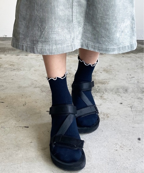 SHIZUTA（シズタ）の「SZT:キッズ&ジュニア＆レディース　メロウ フリル リブソックス 3足セット（ソックス/靴下・キッズ・グレー/ピンク/セージグリーン/ベージュ・M/L/LL）」の16枚目の写真