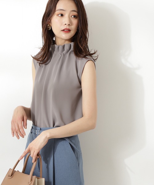 N.（N. Natural Beauty Basic）（エヌエヌナチュラルビューティーベーシック）の「【追加生産】◆ペーパーバックノースリーブブラウス（シャツ/ブラウス・レディース・グレー/クリーム/ブラック/カーキ/ドット・MEDIUM）」の3枚目の写真