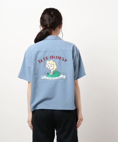 179/WG（イチナナキュウダブルジー）の「後ろ刺繍ボーリングシャツ（シャツ/ブラウス・レディース・グリーン/ブルー/ブラック/ベージュ・MEDIUM）」の5枚目の写真