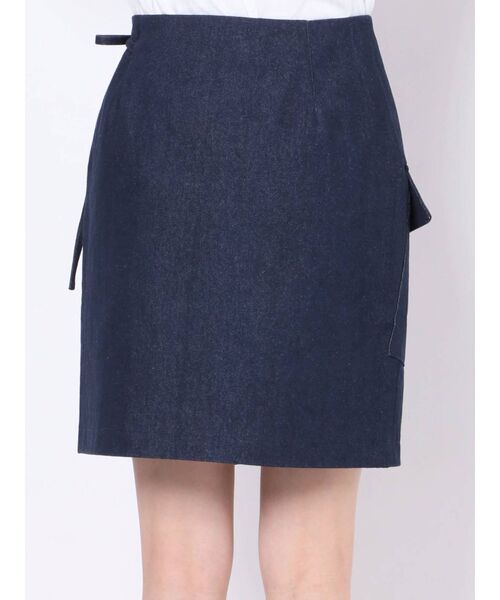 dazzlin（ダズリン）の「サイドポケットイレミニスカート（スカート・レディース・ベージュ/インディゴブルー・SMALL/MEDIUM）」の9枚目の写真