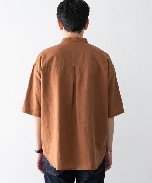 URBAN RESEARCH ROSSO MEN（アーバンリサーチロッソメン）の「【一部WEB限定カラー】リネンヘンリーネックシャツ（シャツ/ブラウス・メンズ・ブラウン/ブラック/カーキ・X-LARGE/SMALL/LARGE/MEDIUM）」の21枚目の写真