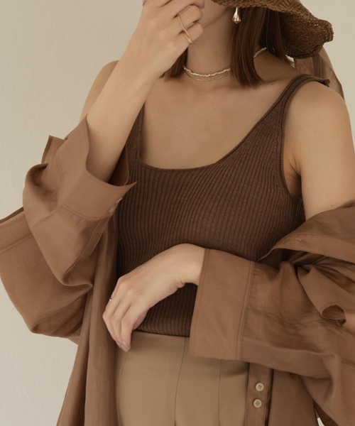 Amiur（エミレ）の「rib knit tank top（タンクトップ・レディース・ブラウン/オートミール・FREE）」の13枚目の写真