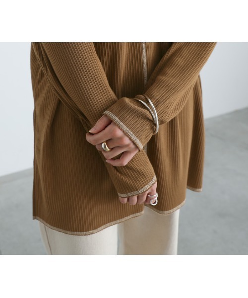 select MOCA（セレクトモカ）の「2021 AW 2WAYリンキングオーバーカットソー（Tシャツ/カットソー・レディース・ブラック/ブラウン/アイボリー・FREE）」の10枚目の写真