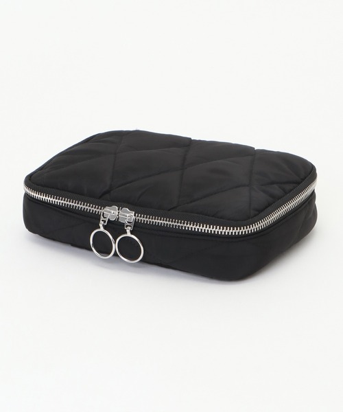 ikka（イッカ）の「チックガジェットポーチ 無地（ポーチ・レディース・ブラック/モカ・FREE）」の2枚目の写真