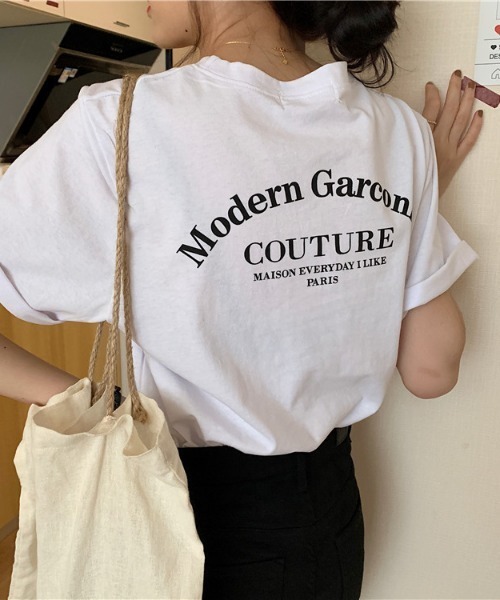 MANGROVE(マングローブ)の「バックロゴカジュアルTシャツ(Tシャツ/カットソー・レディース・ホワイト/ブラック・FREE)」の1枚目の写真